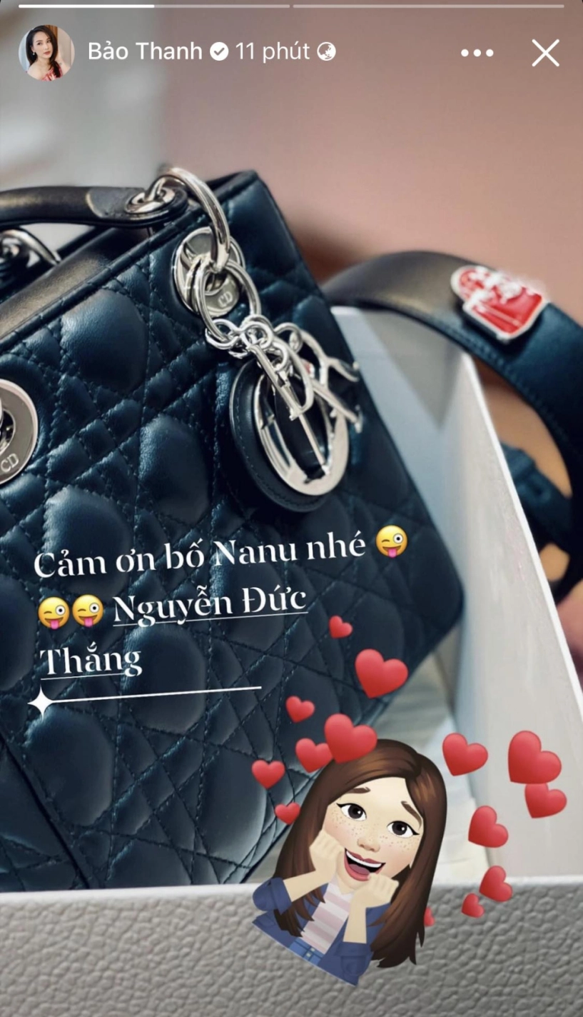 Hạ sinh tiểu công chúa bảo thanh được chồng thưởng nóng túi hiệu trăm triệu - 1