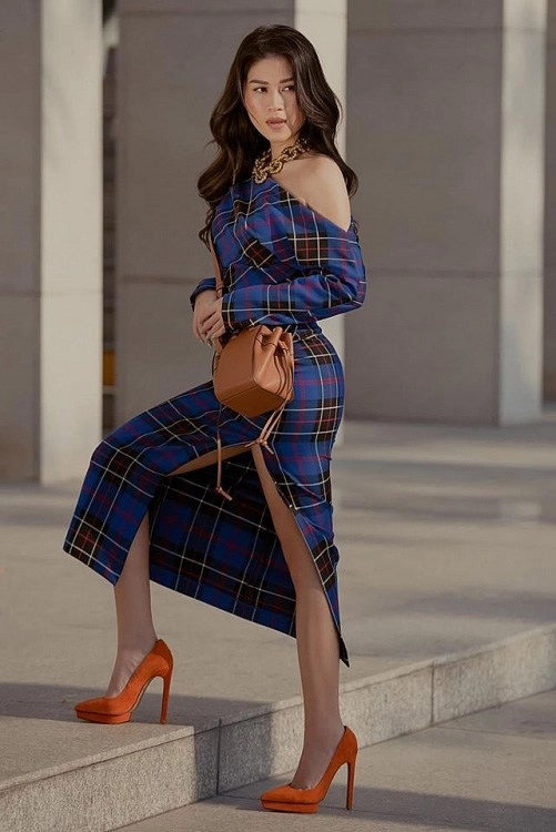 Hàng hiệu trải dài nữ chính đóng cặp trấn thành làm lóa mắt người nhìn với style dát vàng - 14