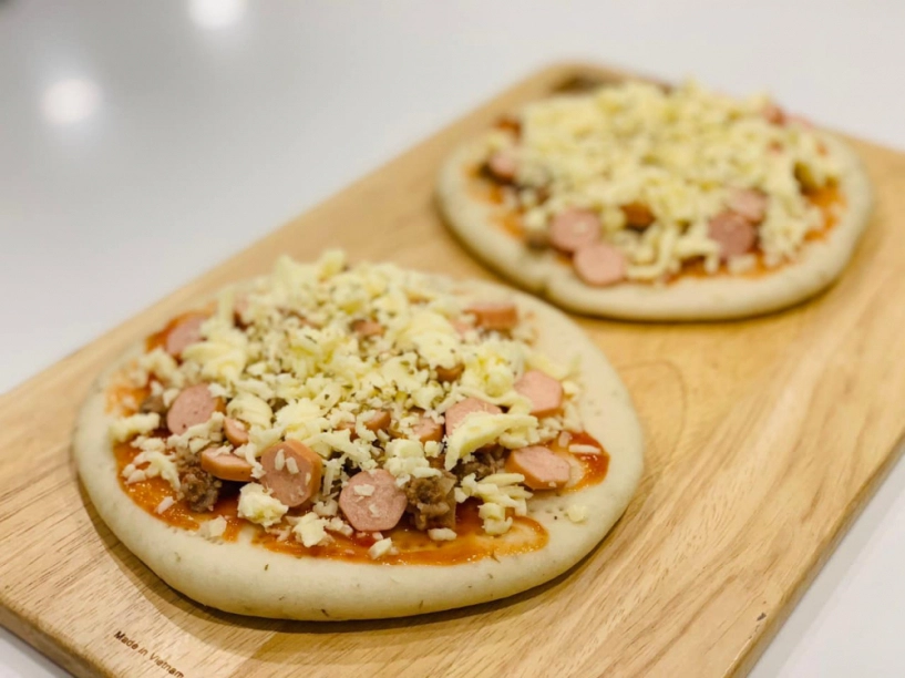 Hết tết nàng hậu bẻ lái làm món pizza mách cách làm từ đế đến nhân siêu dễ - 9