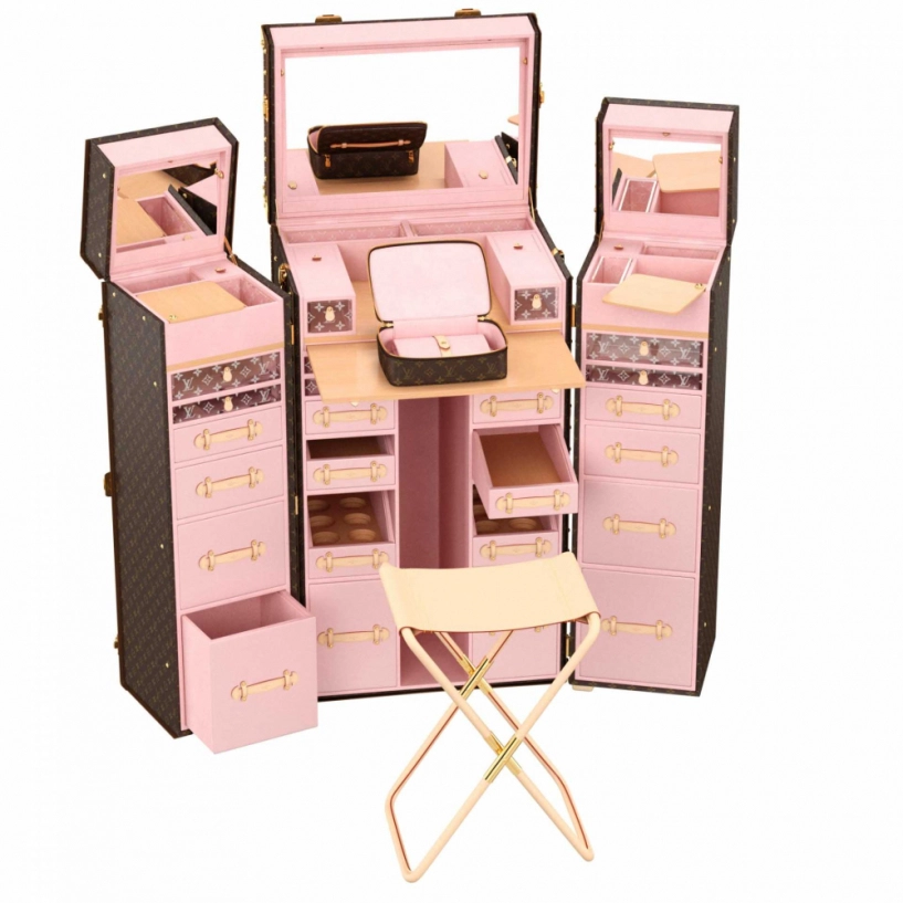 Hết xếp túi hermes chất đầy dinh thự cựu tiếp viên phủi tay sắm luôn rương trang điểm 4 tỷ - 3