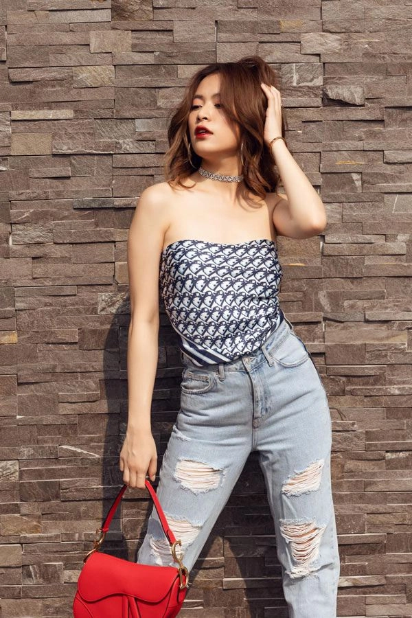 Hoàng thùy linh khoe móng tay nhọn hoắt nhưng đồng hồ tiền tỷ mới là điểm nhấn - 9