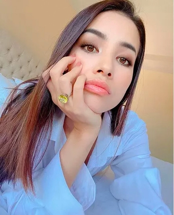 Ít ai biết hoa hau pham huong có bộ suu tap đá quý khủng không kém ai - 6