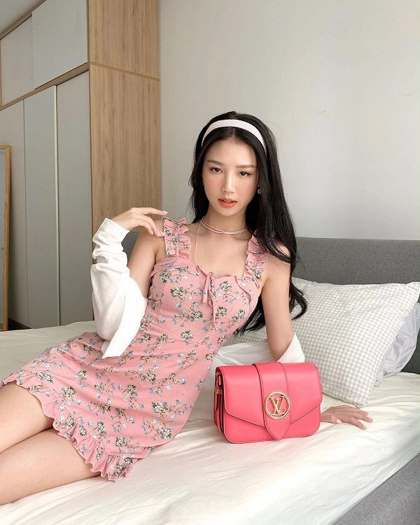 Khéo chọn phụ kiện khi diện váy hoa các mỹ nhân việt trông nổi bật lại sang xịn ngút ngàn - 15