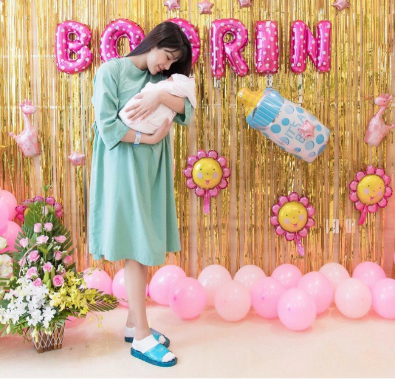 Khi các bà mẹ vbiz xuất viện sau sinh hà hồ sành điệu vẫn chưa màu mè bằng vy oanh - 6