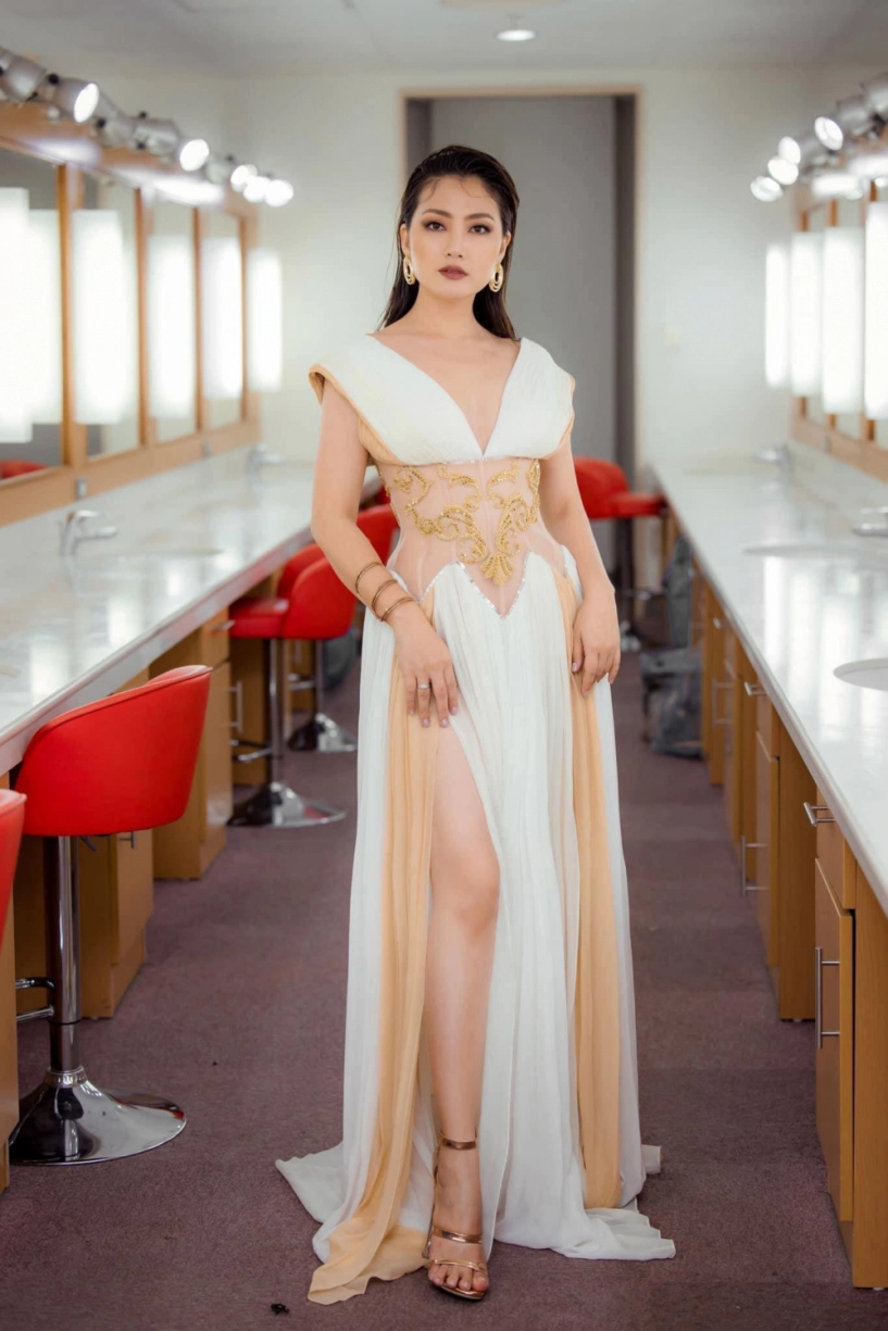 Khoe set đồ hiệu năng động ngọc lan bị dân tình hỏi đi đá banh ở đâu vậy - 7
