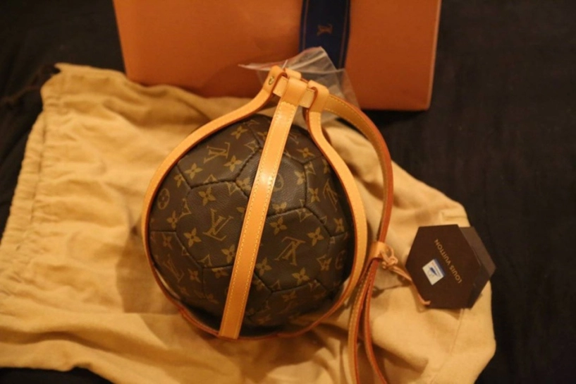 Không chỉ túi máy bay của louis vuitton thế giới hàng hiệu còn nhiều mẫu túi độc lạ hơn thế - 5