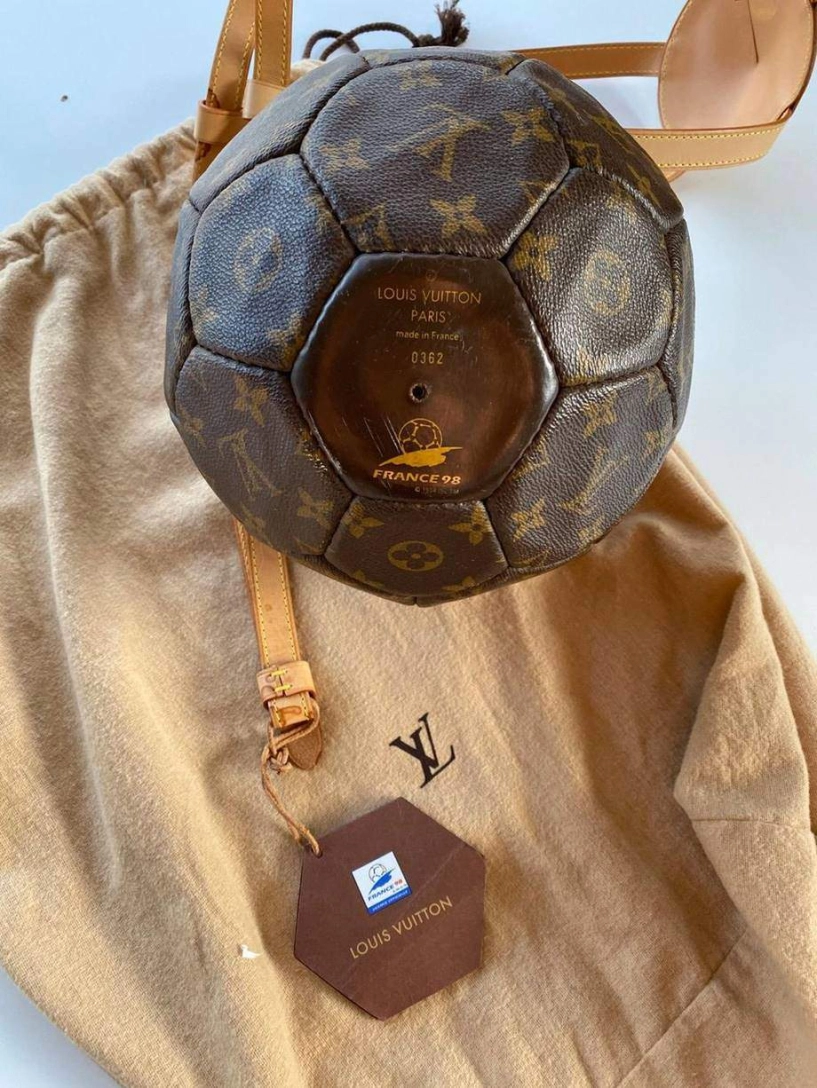 Không chỉ túi máy bay của louis vuitton thế giới hàng hiệu còn nhiều mẫu túi độc lạ hơn thế - 6