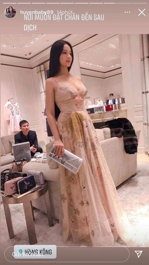 Lấy chồng và rút khỏi showbiz hotgirl hà thành vẫn được chú ý với loạt đồ hiệu sang chảnh - 3