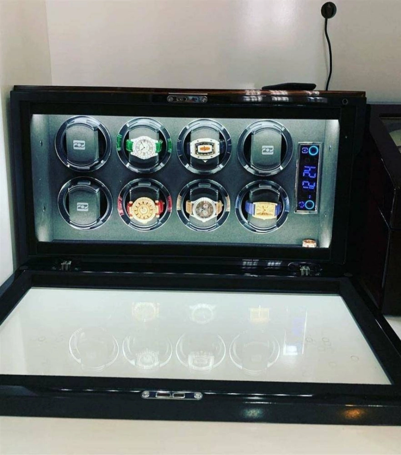 Lệ quyên khoe chiếc tủ đồng hồ nhỏ nhắn nhưng ai nấy đều choáng ngợp bởi sự giàu sang - 9