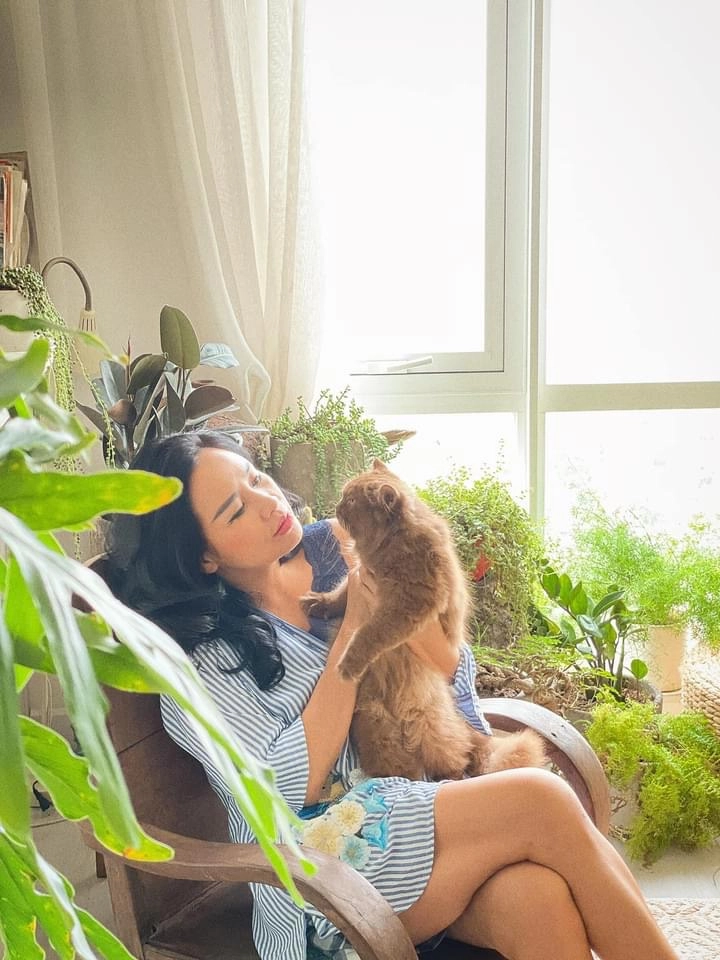 Lên chức bà ngoại vẫn sànhthanh lam ngày thường mê mặc giấu dángnay diện mốt sơmi giấu quần sexy - 6