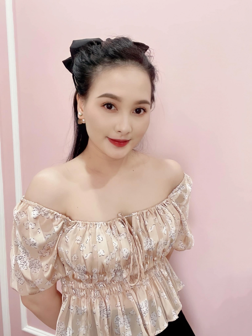 lên đồ họp phụ huynh cho con bảo thanh khéo chọn váy áo tôn báu vật mẹ bỉm - 5