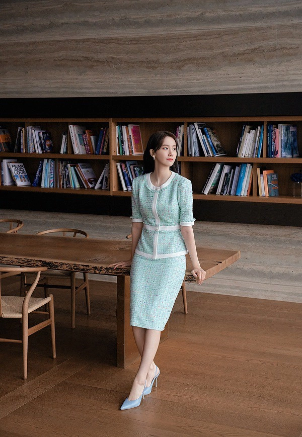 Loạt outfit công sở đẹp mê của nữ thần nhan sắc kbiz nàng học theo là nâng tầm phong cách - 3