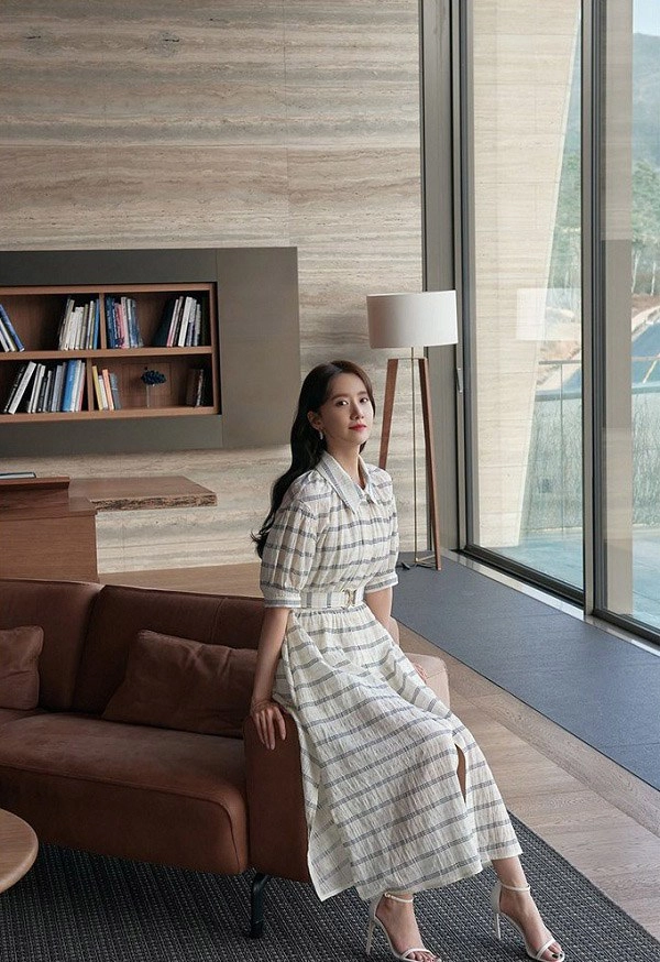 Loạt outfit công sở đẹp mê của nữ thần nhan sắc kbiz nàng học theo là nâng tầm phong cách - 8