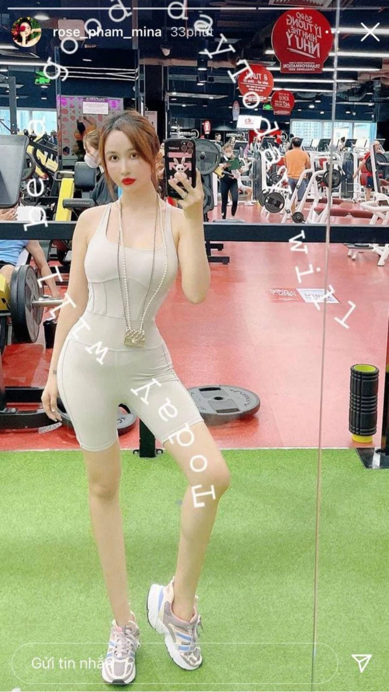 Mặc jumpsuit tập khó nhằn mà hội vợ đại gia vẫn nghiện diện còn gài thêm tiểu xảo bóp dáng - 10