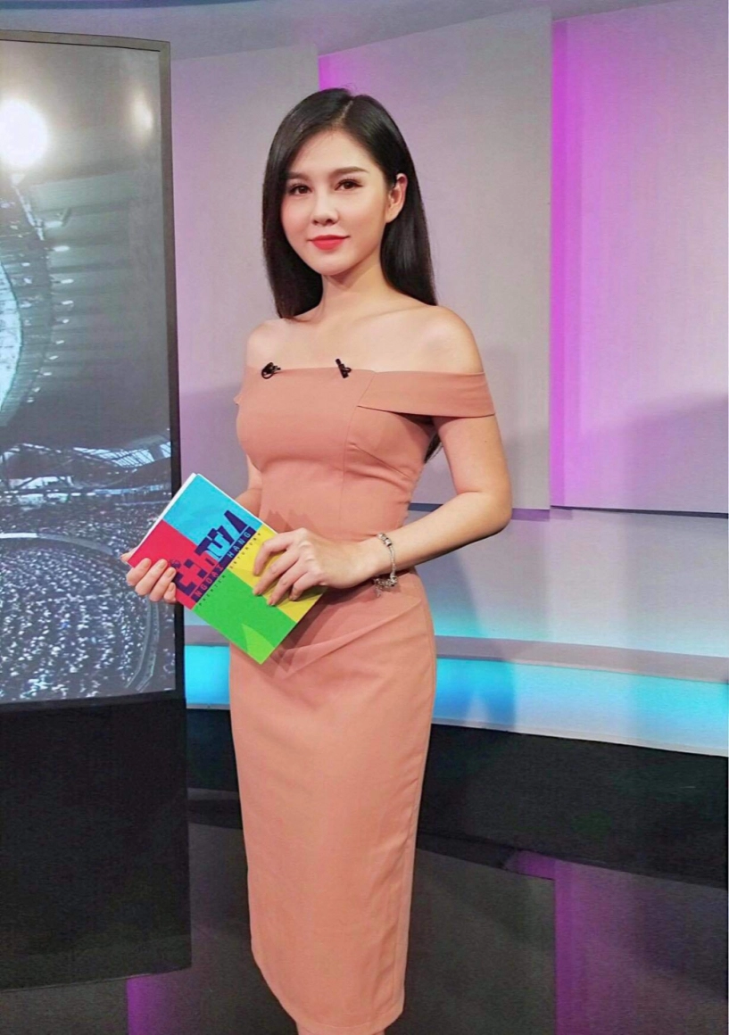 Mc thể thao được khao khát nhấtnhìvtv trêu ngươi mắt nhìn với chiếc đầm gợi cảm - 17