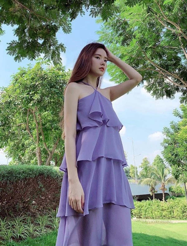 Midu ngồi vẽ mặc một chiếc áo thun bình thường nhưng vẫn tỏa ra khí chất tiên tử - 6