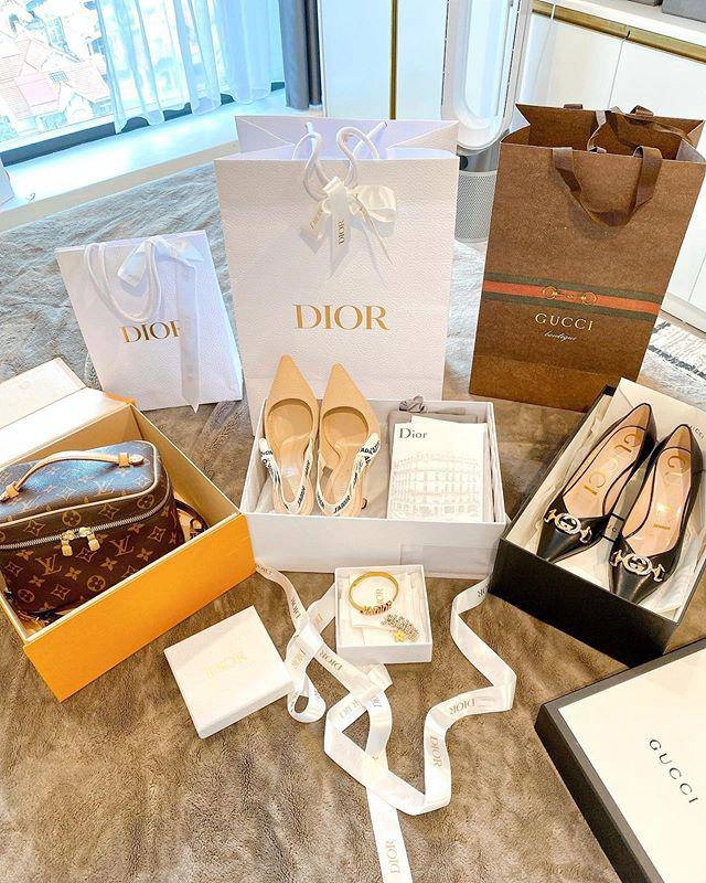 Một mình nuôi con ly kute dư sức sắm hàng hiệu sành điệu chốt đơn đôi túi hermes nghìn đô - 7
