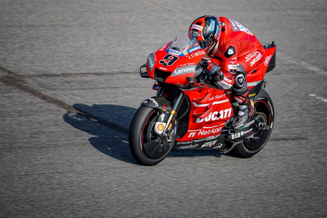 motogp 2019 danilo petrucci cho rằng ducati đang đối mặt với tay đua mạnh nhất lịch sử - marquez - 5