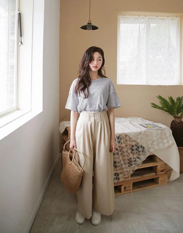 Mùa hè cứ sắm đủ mấy mẫu áo này nàng công sở vừa mát mẻ lại sành điệu vô cùng - 6