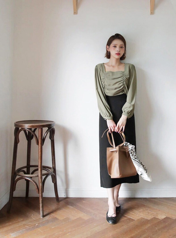 Mùa hè cứ sắm đủ mấy mẫu áo này nàng công sở vừa mát mẻ lại sành điệu vô cùng - 15