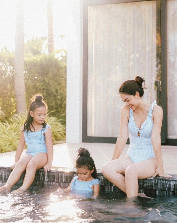 Muốn biết sự khác biệt của mẹ bỉm lúc chăm con với lúc bung xõa hãy nhìn phạm quỳnh anh - 11