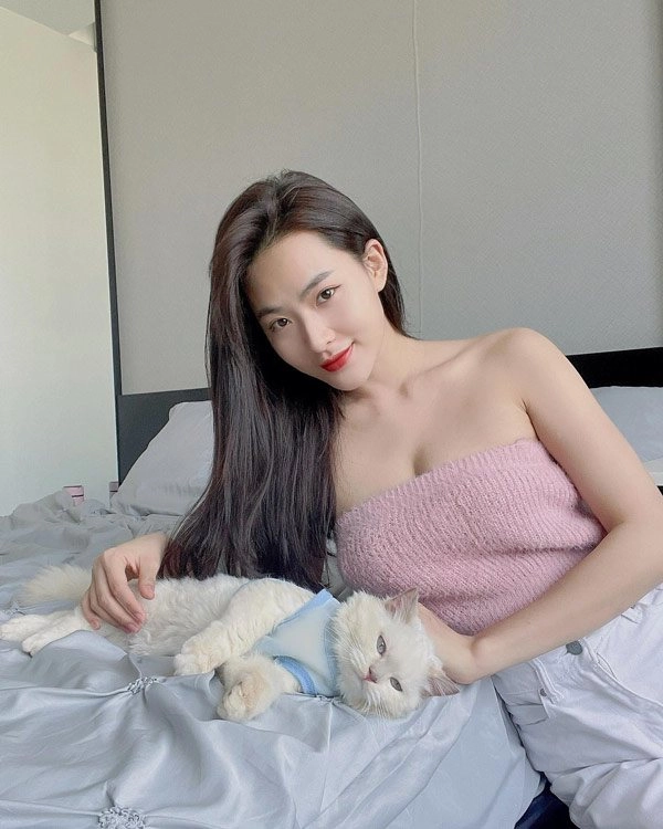 Nàng thơ của cây táo nở hoa mặc trễ nải vẫn được khen đẹp tinh khôi - 7