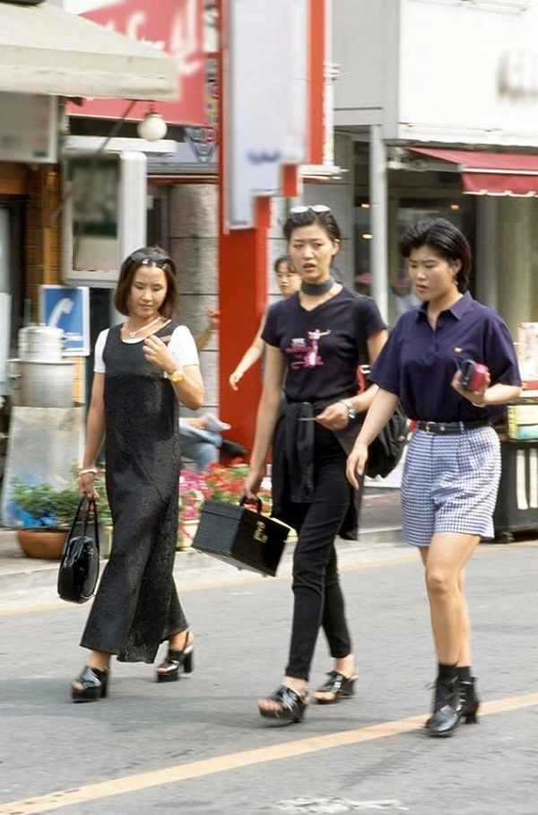 Ngả mũ trước style của các quý cô xứ hàn những năm 90 chất chơi chẳng kém fashionista bây giờ - 8