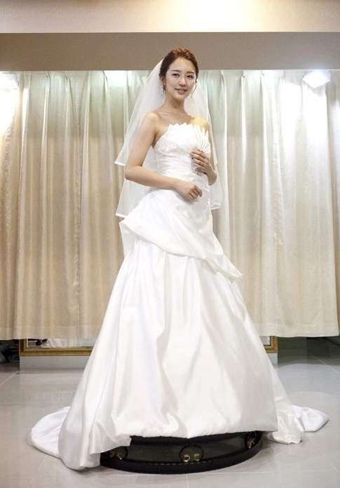 Ngắm váy cưới phim hàn hút hồn khán giả - 14
