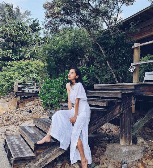 Ngô thanh vân bình thường mặc đẹp khi diện đồ ngủ đôi với chàng trai bí ẩn càng hot hơn - 15