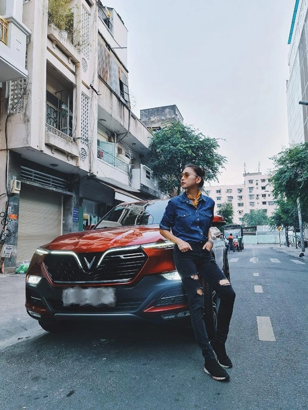 Ngô thanh vân bình thường mặc đẹp khi diện đồ ngủ đôi với chàng trai bí ẩn càng hot hơn - 20