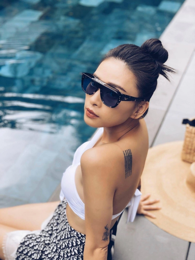 Ngô thanh vân bình thường mặc đẹp khi diện đồ ngủ đôi với chàng trai bí ẩn càng hot hơn - 22
