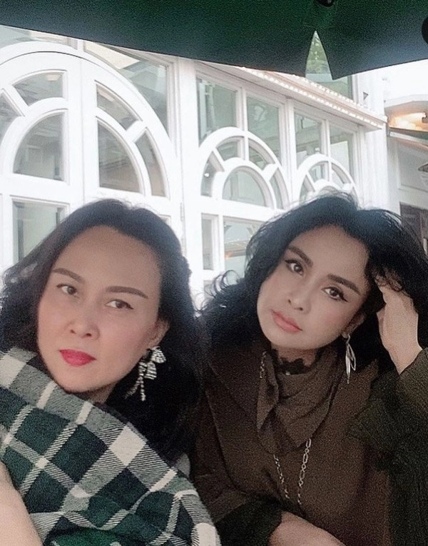 Những lần đọ gu mặc của thanh lam và phượng chanel ai lộng lẫy hơn - 3