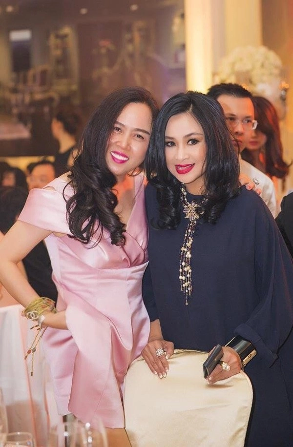 Những lần đọ gu mặc của thanh lam và phượng chanel ai lộng lẫy hơn - 10