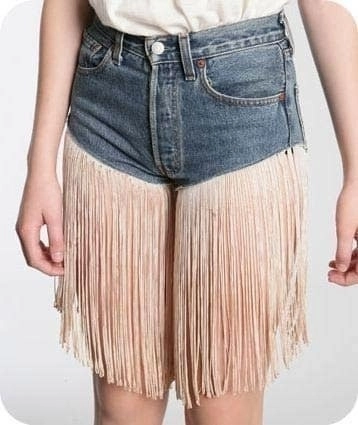 Những món đồ jeans kỳ cục có cho cũng chẳng ai muốn mặc - 4
