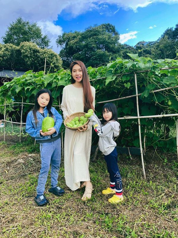 Mua đất ngoại thành trồng rau nuôi gà lý hải - minh hà đưa con về thu hoạch mỏi tay - 6