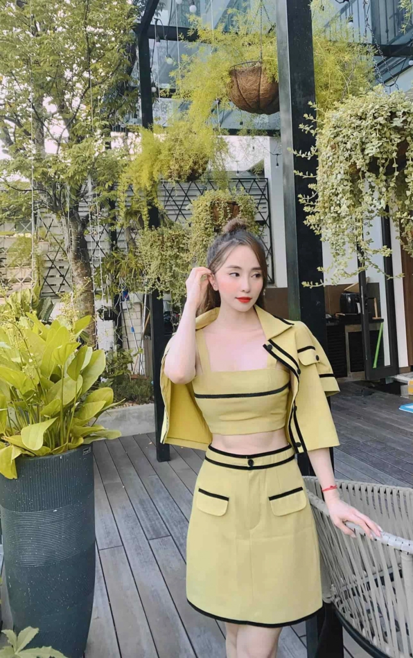 Quỳnh nga có chiêu chọn đồ rất hay ho sắm một bộ mặc được cả 3-4 kiểu quanh năm - 1