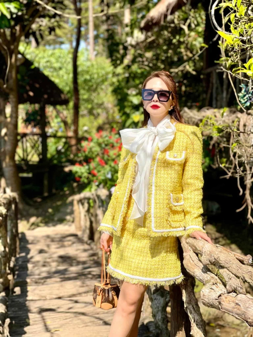 Quỳnh nga có chiêu chọn đồ rất hay ho sắm một bộ mặc được cả 3-4 kiểu quanh năm - 2