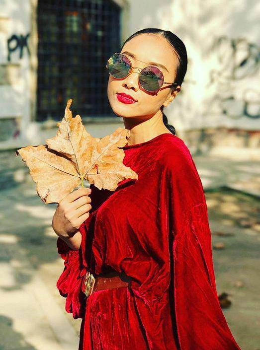 Sao biến đổi không cần stylist đoan trang vẫn có chất thời trang riêng sau nhiều năm ca hát - 4