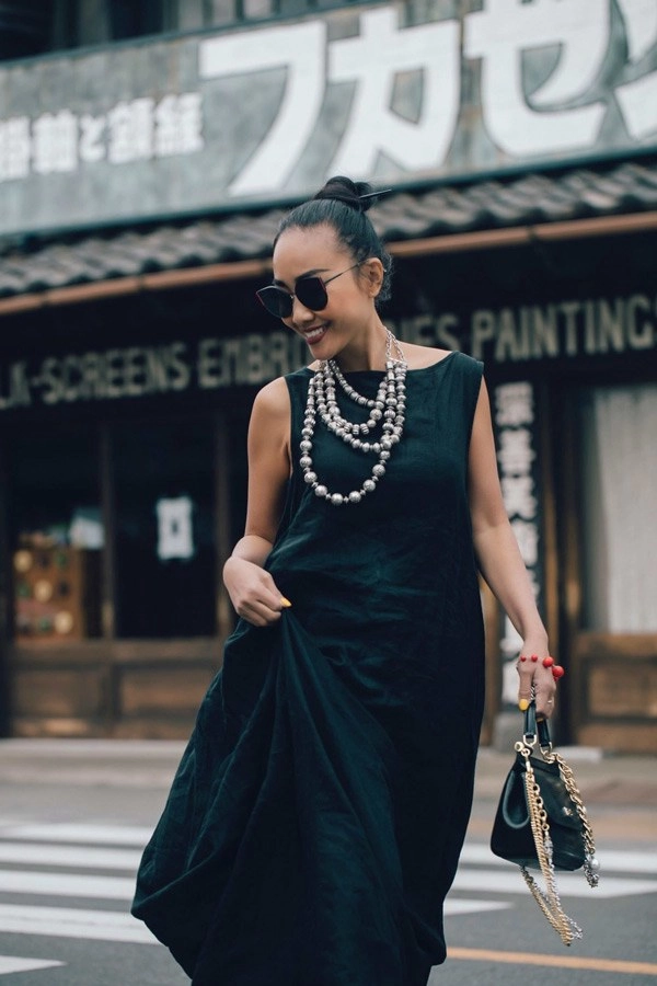 Sao biến đổi không cần stylist đoan trang vẫn có chất thời trang riêng sau nhiều năm ca hát - 39