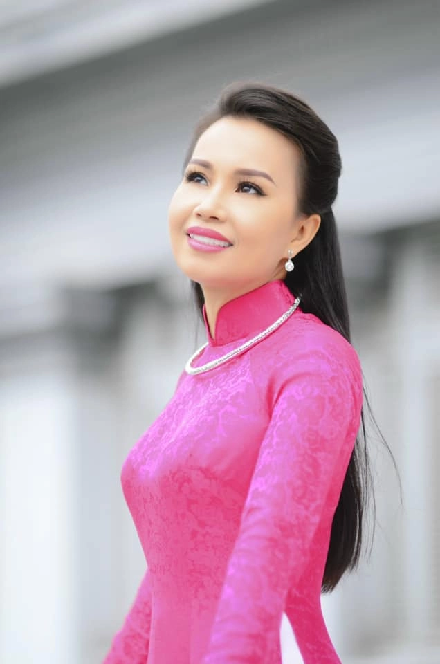 Sao biến đổi suốt gần ba thập kỷ chị tư cẩm ly vẫn giữ gout thời trang bình dị - 17