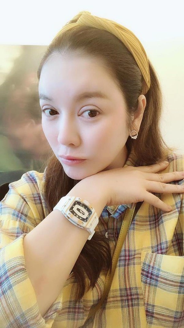 Sao sắm gì cuộc đua sắm đồng hồ tiền tỷ của sao việt ai là người xếp hạng nhất - 3