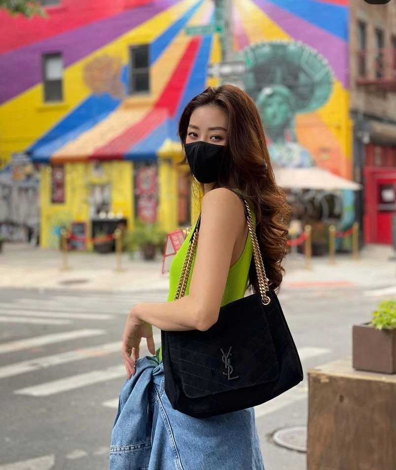 Sao sắm gì minh hà lâu lắm mới đeo túi hiệu khánh vân xúng xính đồ mới - 10