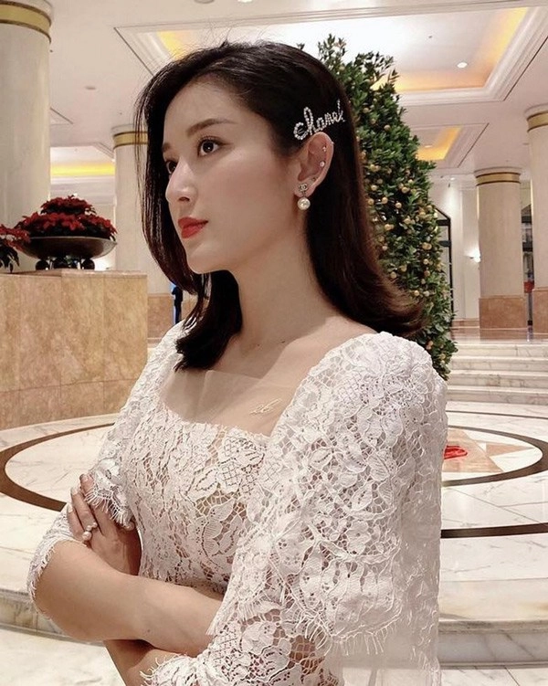 Sao sắm gì mỹ nhân việt sắm kẹp tóc thôi mà tiền đã lên hàng chục triệu - 2