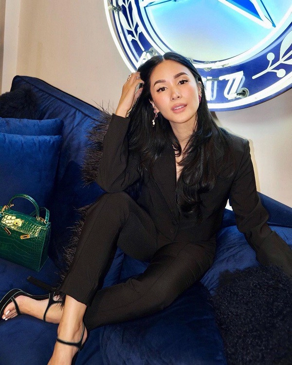 Soi tủ đồ của nữ hoàng showbiz philippines toàn món chuẩn mốt đi làm hay đi chơi đều được - 3