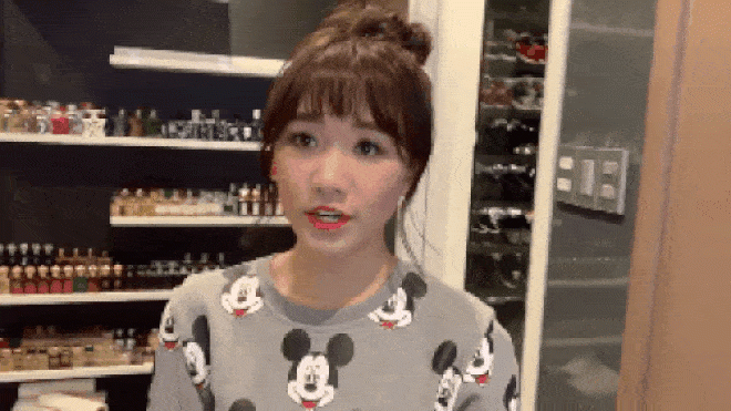 Soi tủ đồ hiệu của sao việt người ngỡ giàu nhất lại đơn giản khó tin - 5