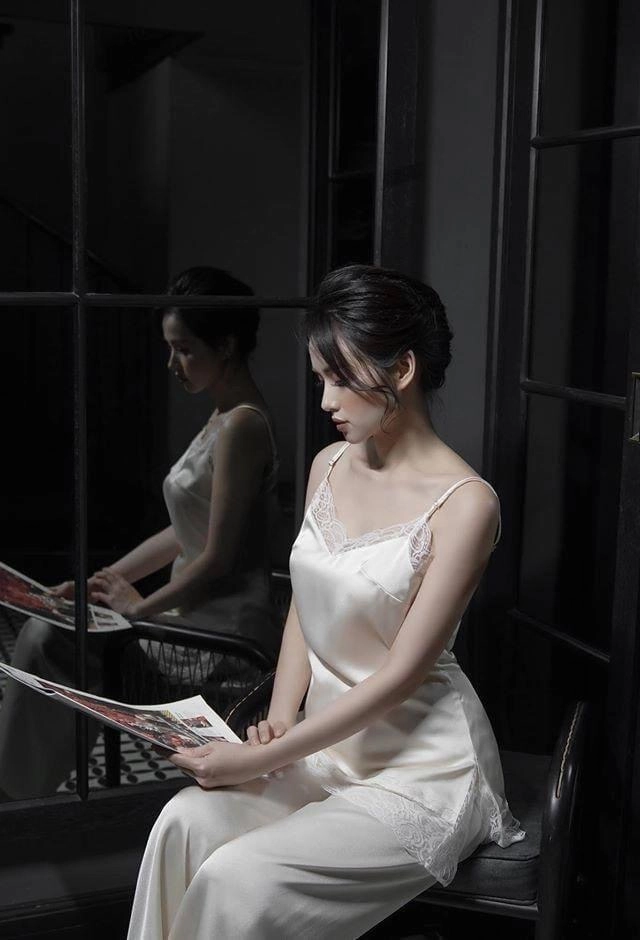 Tâm tít khoe vòng một hờ hững với đầm ngủ tiết lộ màu váy yêu thích - 14