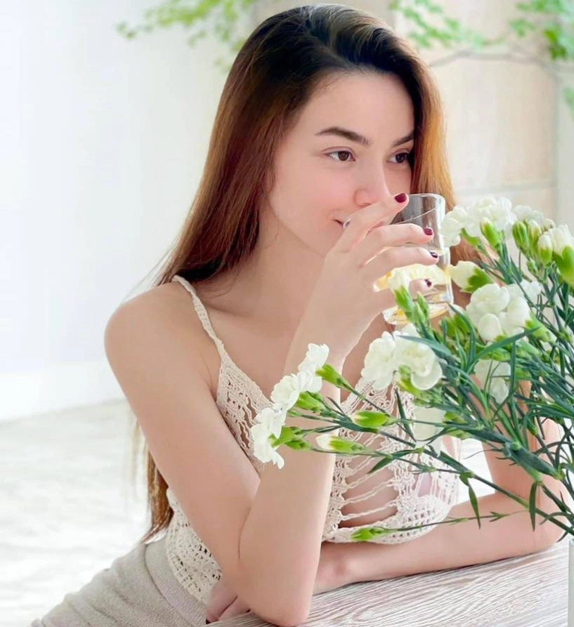 Thanh hằng đụng phong cách hà hồ trẻ trung nhưng không thể bìnổi báu vật mẹ bỉm - 4