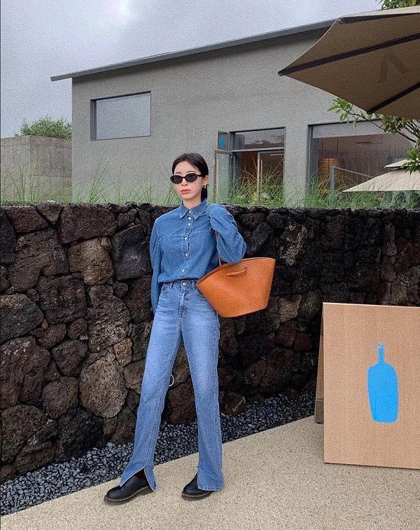 Thời tiết giao mùa chị em lưu 10 công thức diện đồ denim của hội gái hàn là chuẩn xinh - 6