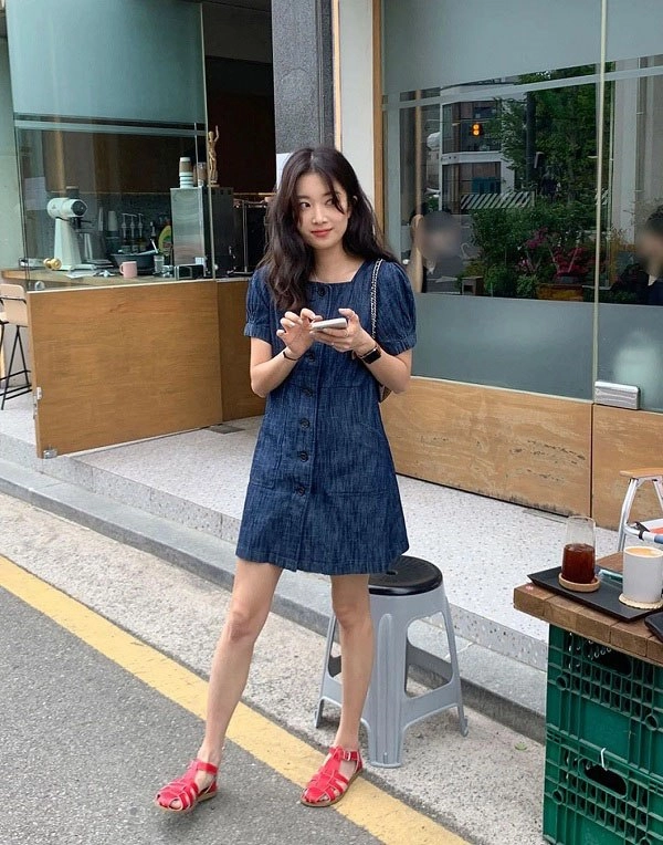 Thời tiết giao mùa chị em lưu 10 công thức diện đồ denim của hội gái hàn là chuẩn xinh - 8