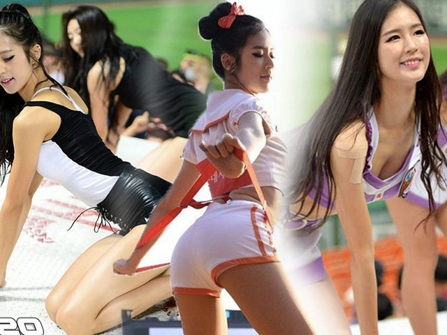 Những bộ cánh soi chiếu nội y đi vào lịch sử thảm đỏ và sân khấu - 17